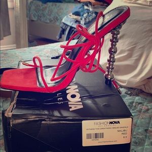 Golden heel lace up heels!